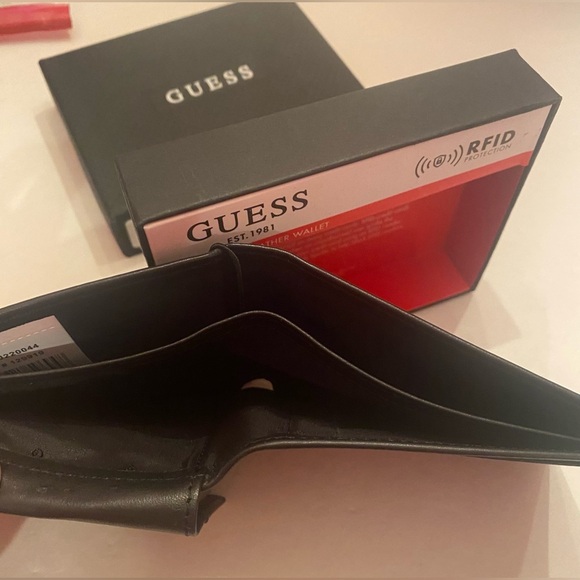 Guess Genuine Leather Wallet RFID Protection Black NWT - Picture 8 of 8